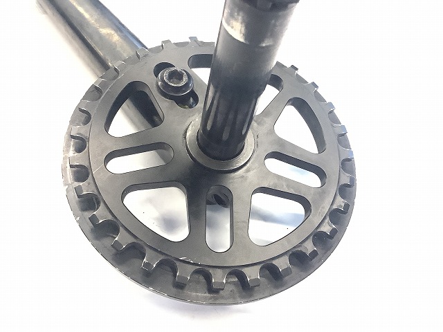 BMXクランク SAKER 28T 165mm