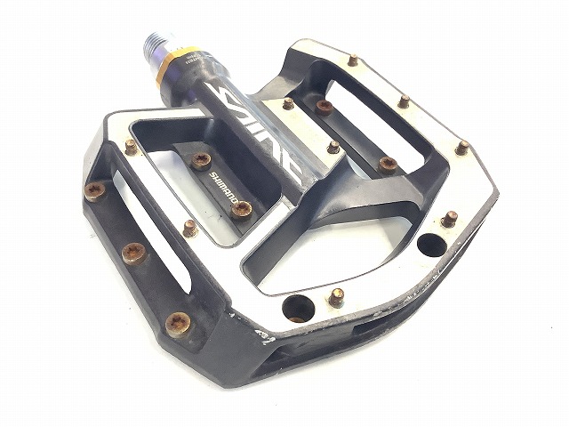 フラットペダル PD-MX80 SAINT 右のみ