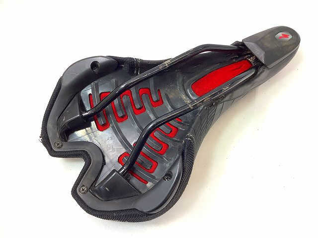 サドル  Cr-Moレール　※破れ