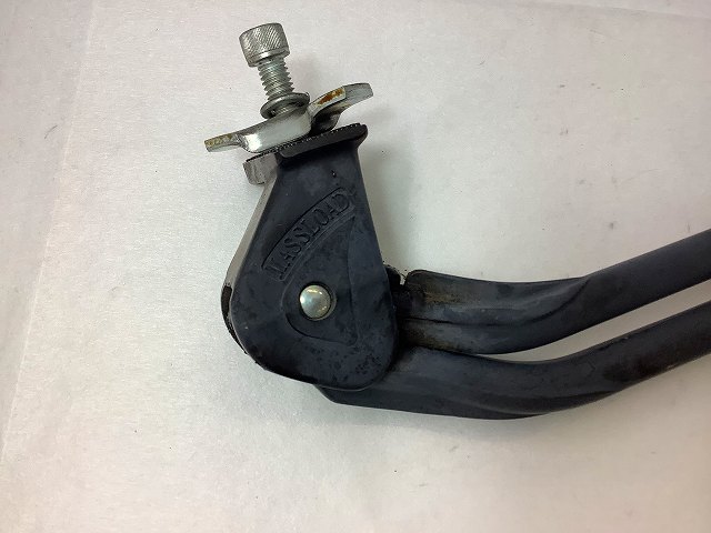 Wレッグセンタースタンド