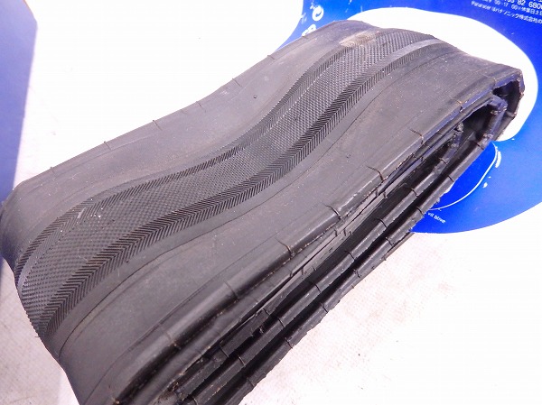 タイヤ GRAVELKING 700×26C