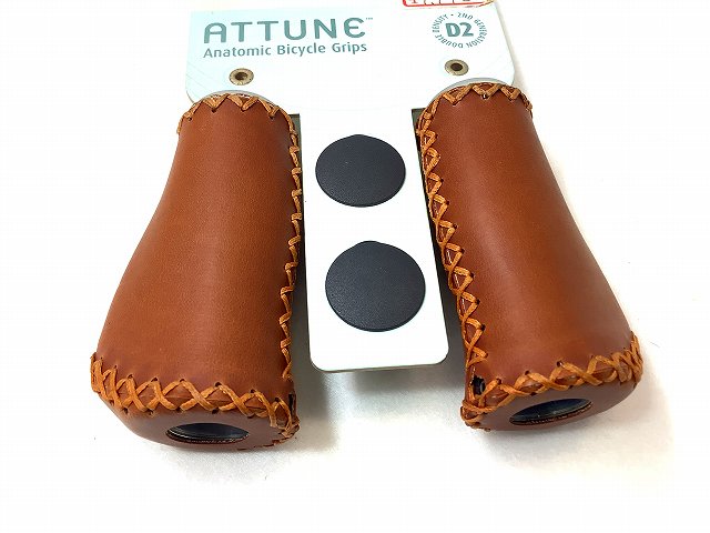 レザー調ショートロックオングリップ ATTUNE ブラウン