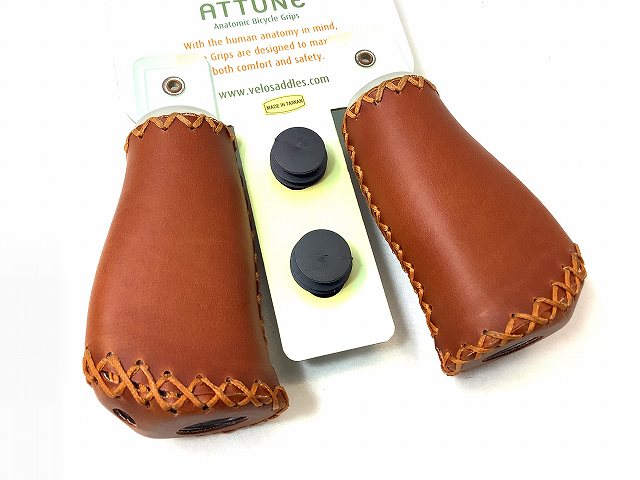 レザー調ショートロックオングリップ ATTUNE ブラウン