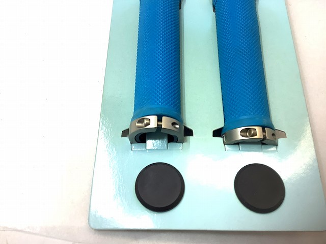 ロックオングリップ ブルー