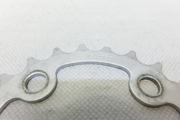 チェーンリング 22T/PCD64