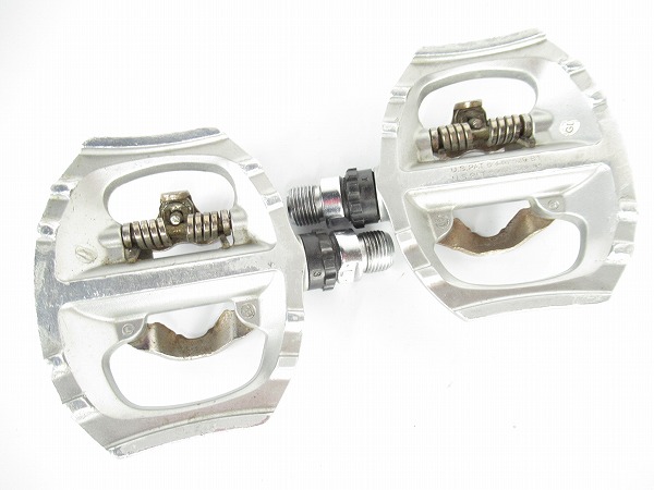 片面ビンディングペダル　PD-A530　シルバー　SPD　※ガタ有