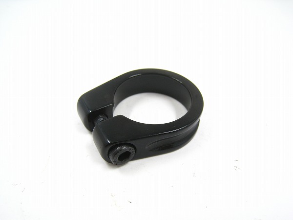 シートクランプ 29.8mm ブラック アルミ