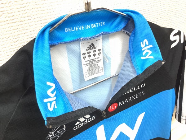 ハーフジップ半袖ジャージ TEAM SKY ブラック/ブルー/ホワイト　M ※破損あり