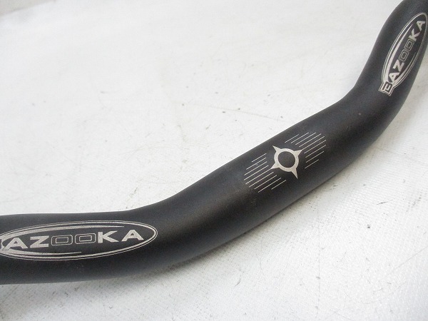 ライザーバーハンドル 600/25.4mm ブラック