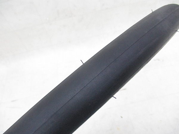 クリンチャータイヤ wild runt 26x1.40