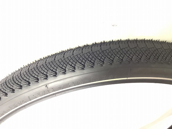 クリンチャータイヤ REVOLUTION TECH GRAPHENE 2.0 27.5×2.0