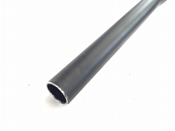 ハンドルバー 約570mm(実測）/31.8mm ブラック