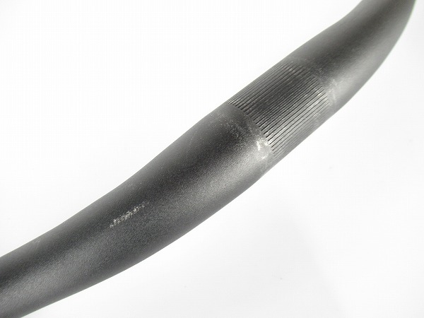 ライザーバーハンドル　ブラック　31.8mm/585mm