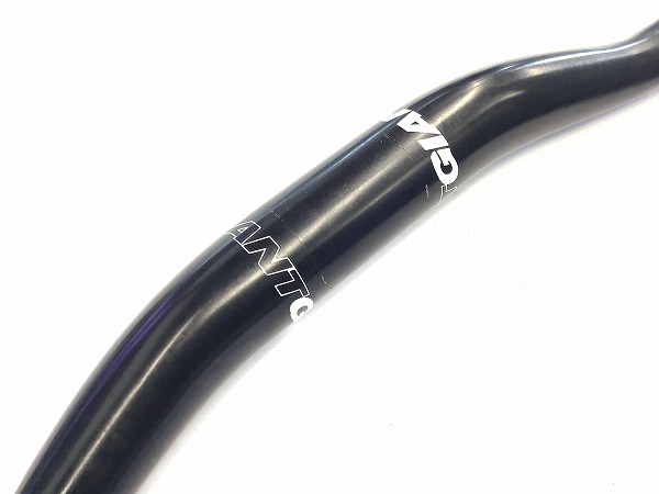 ライザーバーハンドル 約600mm(実測）/31.8mm ブラック