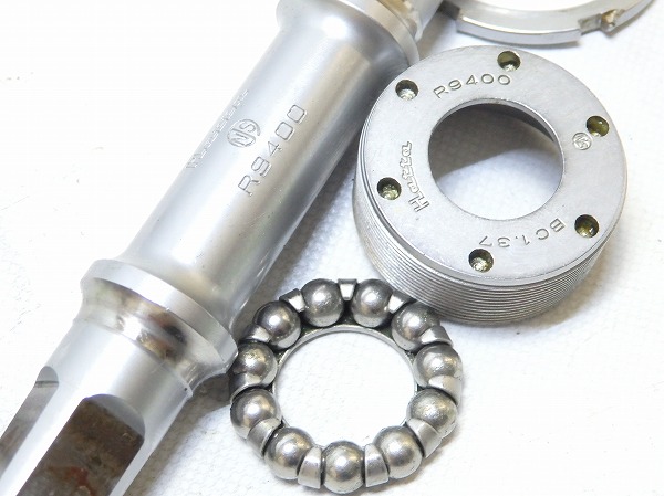 ボトムブラケット R9400 NJS JIS/68mm/109mm/スクエア