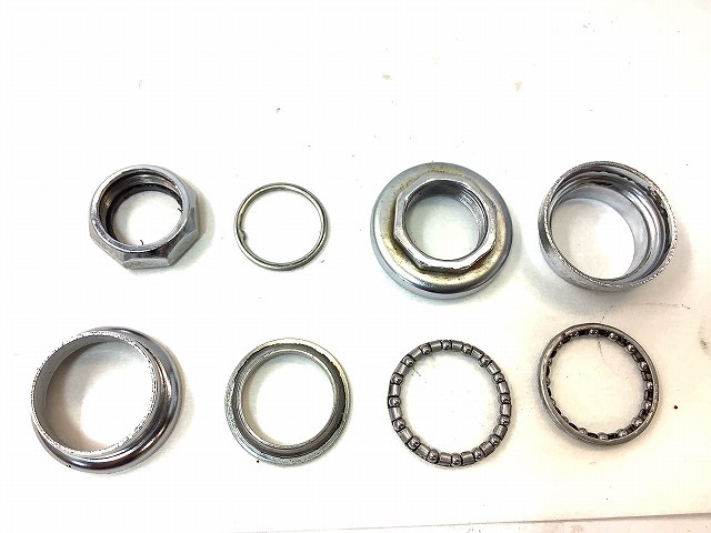 ヘッドパーツ　1-1/8インチ　OS スレッド