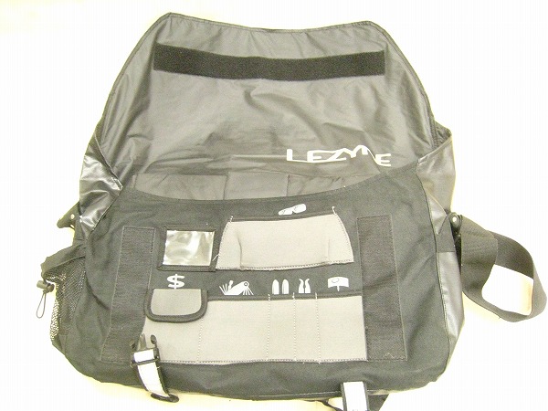 メッセンジャーバッグ MESSENGER CADDY 