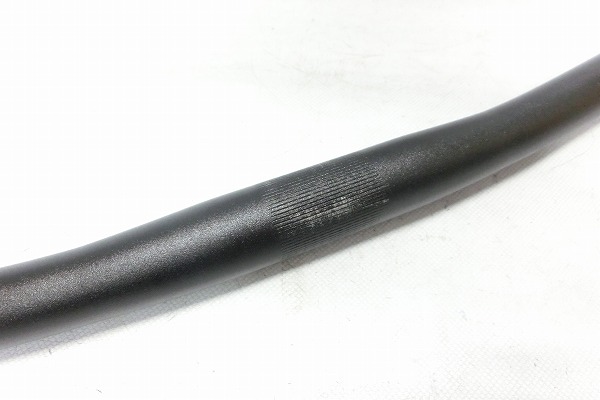 フラットバー 25.4/540mm ブラック