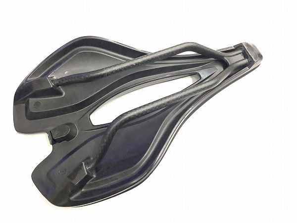サドル FLEET SLR CARBON ブラック