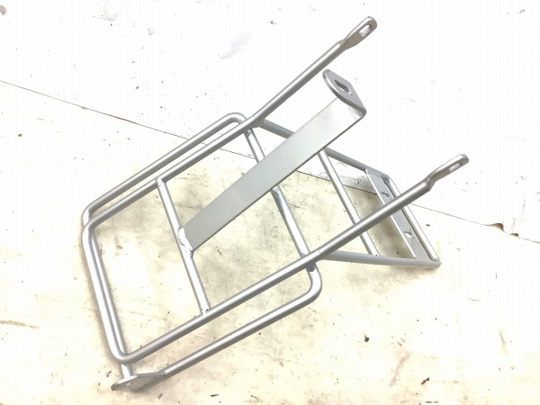 フロントキャリア シルバー（グレー）