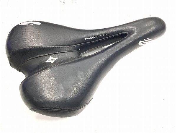 サドル riva スチールレール 155mm