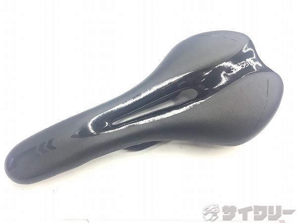 サドル RACE G900 スチールレール ブラック
