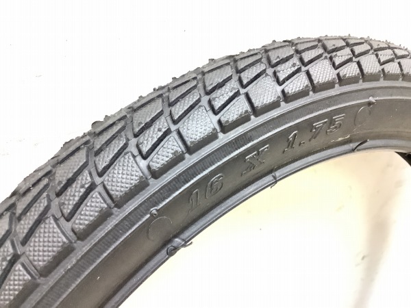 タイヤ　16X1.75