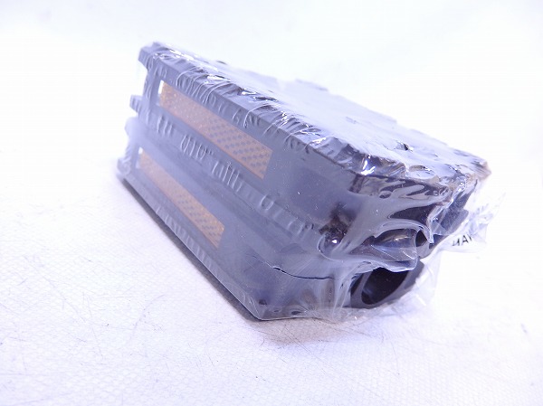 樹脂製フラットペダル ブラック