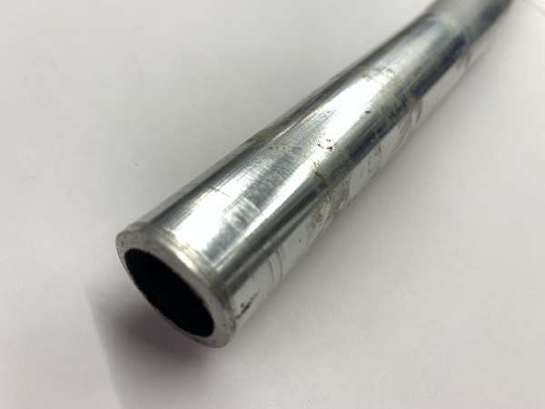 フラットバーハンドル シルバー 25.4/405mm(実測) ※カットあり