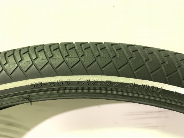 クリンチャータイヤ 27.5x2.00