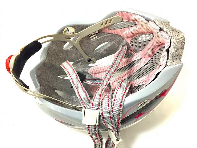 ヘルメット REGAS　S/M　2011年製