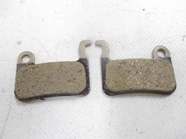 ディスクブレーキパッド M07S RESIN XTR