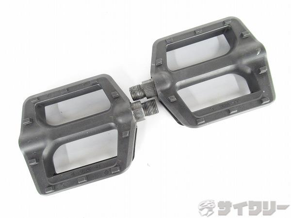 フラットペダル　FP-803B　樹脂製