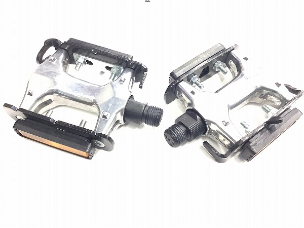 フラットペダル ブラック/シルバー