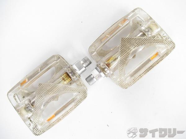 フラットペダル　クリア
