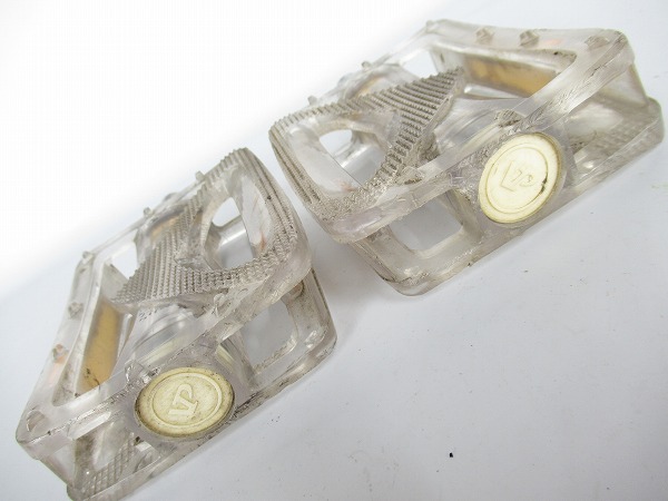 フラットペダル　クリア