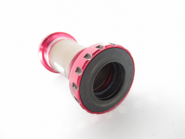 ボトムブラケット　BB-8200　JIS　MEGA　EXO