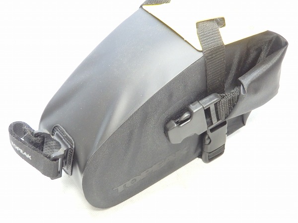 サドルバッグ WEDGE DryBag Midium ストラップマウント