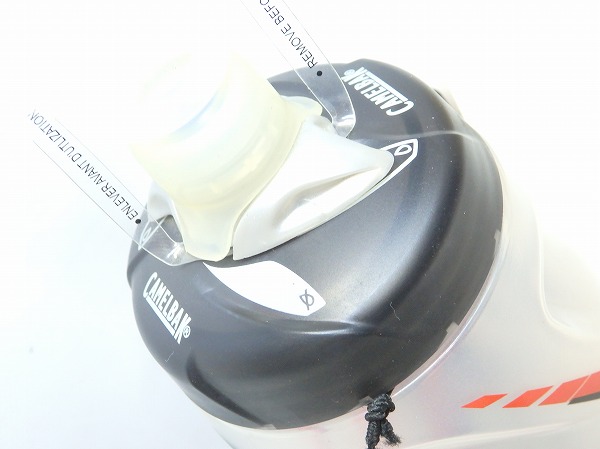 レーサーボトル PODIUM 620ml クリア/レッドロゴ