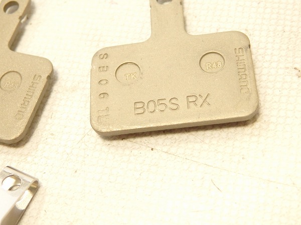 ディスクブレーキパッド B05S