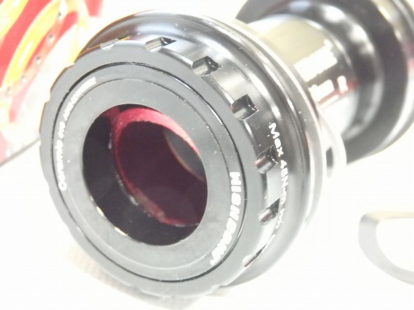 ボトムブラケット CERAMIC PF3024