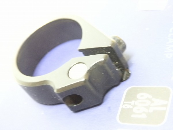 シートクランプ CARBONSTRANGLER BSP-82 φ31.8mm