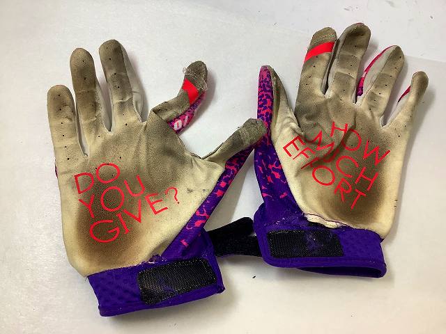 グローブ M　※破れあり