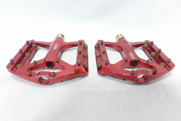 フラットペダル TARSUS レッド