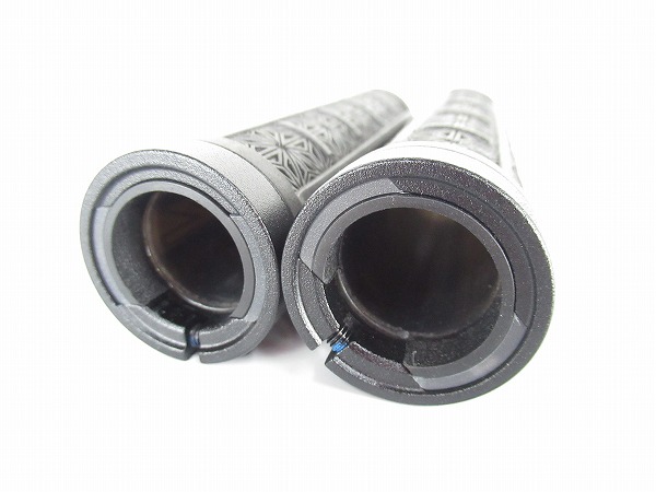 ロックオングリップ　GRIZIPS　ブラック　22.2mm径　全長：134mm