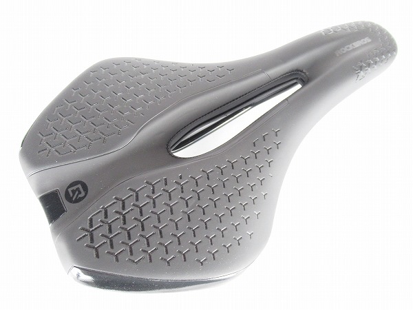 サドル　ブラック　スチールレール