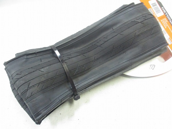 クリンチャータイヤ DETONATOR 700x32c