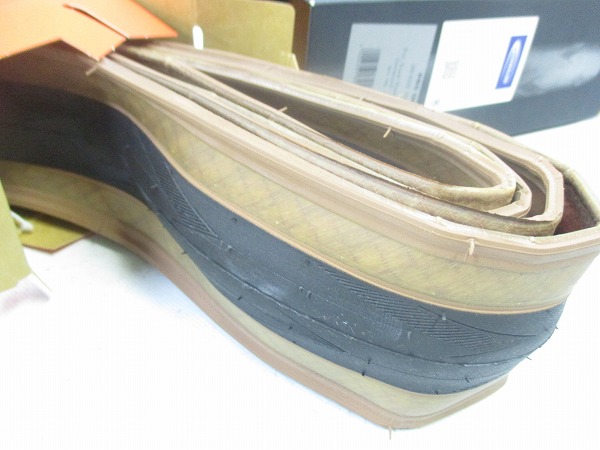 チューブレスイージータイヤ PRO ONE 700x28c