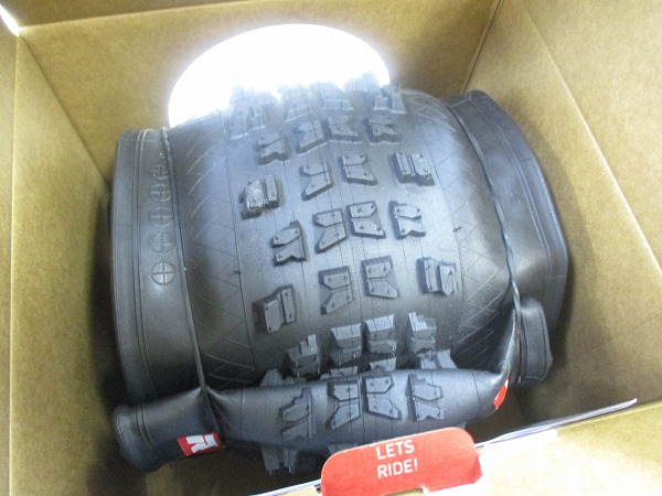 チューブレスタイヤ MIBRO MARATHON 29x2.10