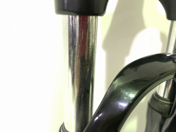 フロントサスペンション M3030 29インチ 28.6/184mm程